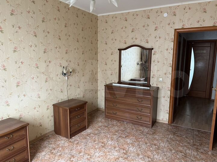 3-к. квартира, 86 м², 13/18 эт.