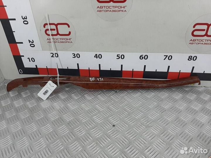 Декоративная накладка торпедо Toyota Avensis