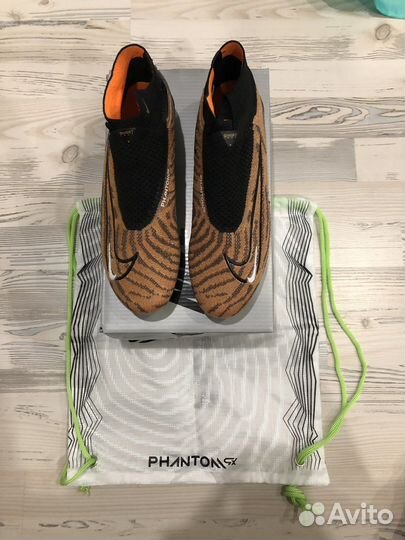 Бутсы Nike Phantom
