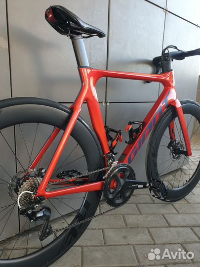 Шоссейный велосипед Giant Propel Advanced Disc 2
