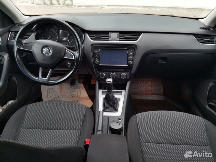 Skoda Octavia 1.8 МТ, 2014, 200 000 км