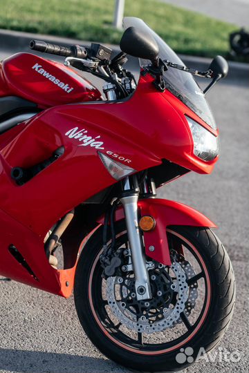 Kawasaki er-6f (Ninja 650r)