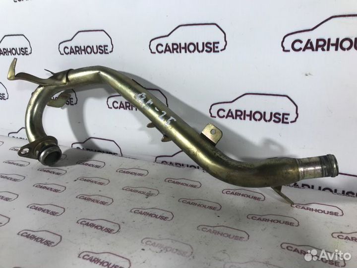 Патрубок охлаждения Nissan X-Trail T30 2.5 QR25DE