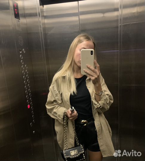 Джинсовая рубашка