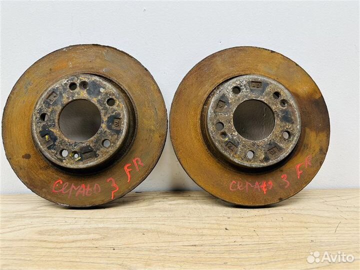 Тормозной диск передний Kia Cerato 3 2.0 G4NA