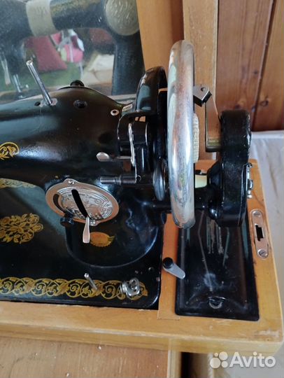 Продам швейную машинку Подольск