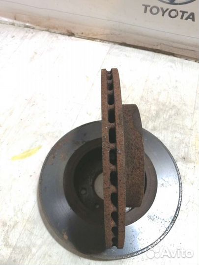 Диск тормозной передний Nissan Primera P11