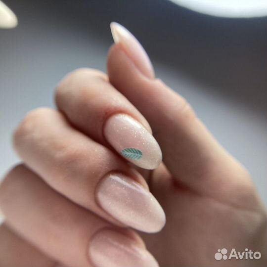 Наращивание ногтей