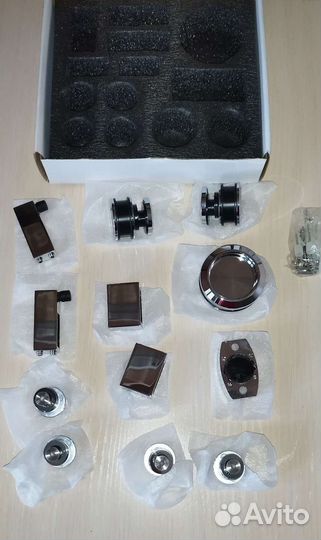 Комплек крепежа на раздвижную дверь из стекла