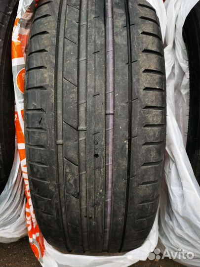 Nokian Tyres Hakka Black 235/55 R20
