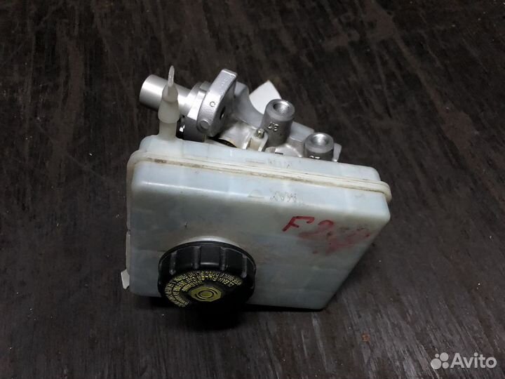 Главный тормозной цилиндр Bmw X3