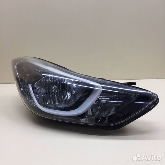 Фара правая, Hyundai Elantra 2011-2016