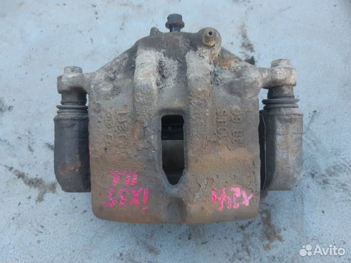 Суппорт передний левый Hyundai Ix35