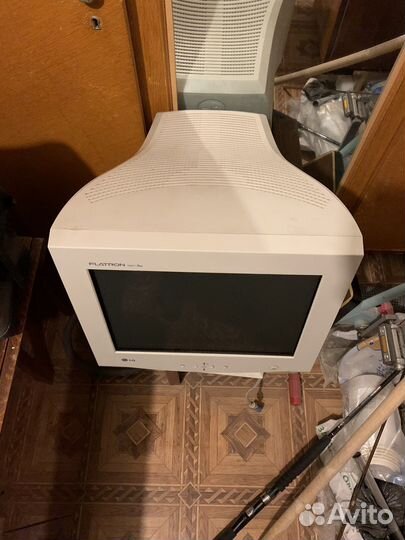 Монитор LG flatron 795FT plus