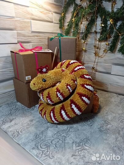 Змея бескаркасная