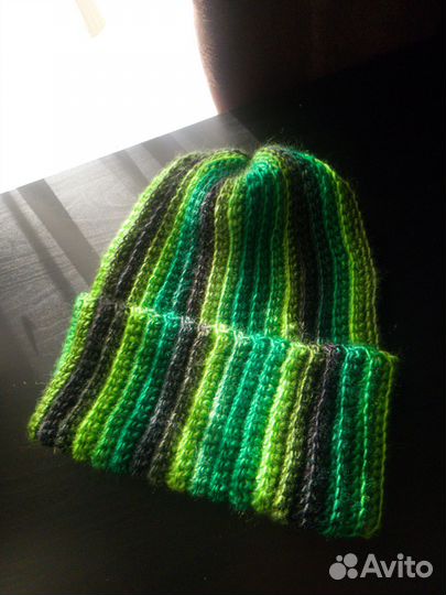 Шапка женская вязаная ручная работа