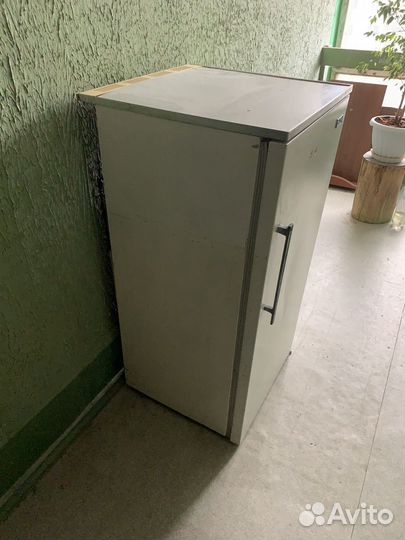 Холодильник бу Полюс