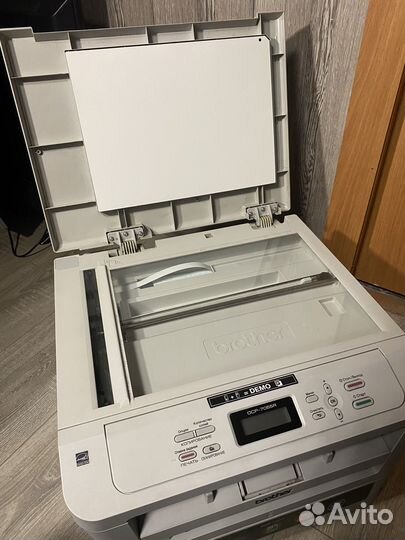 Мфу Brother DCP-7055R