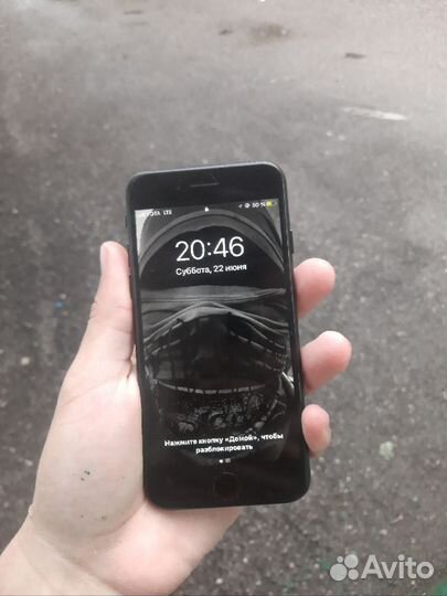 iPhone 7, 32 ГБ