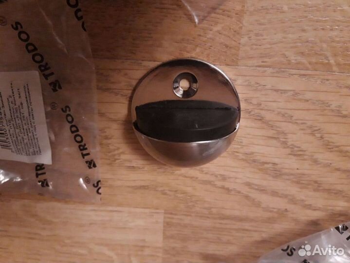 Ограничитель напольный новый