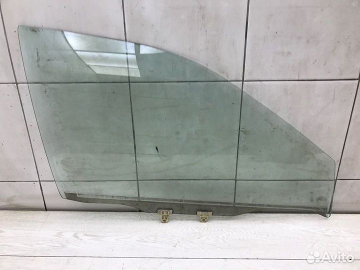 Стекло переднее правое Nissan Maxima A32 VQ20DE