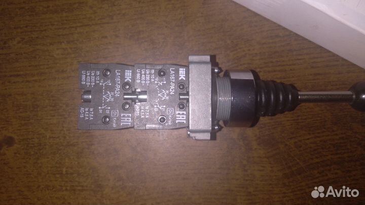 Джойстик LA167-PA24 на 4 положения 4з без фиксации