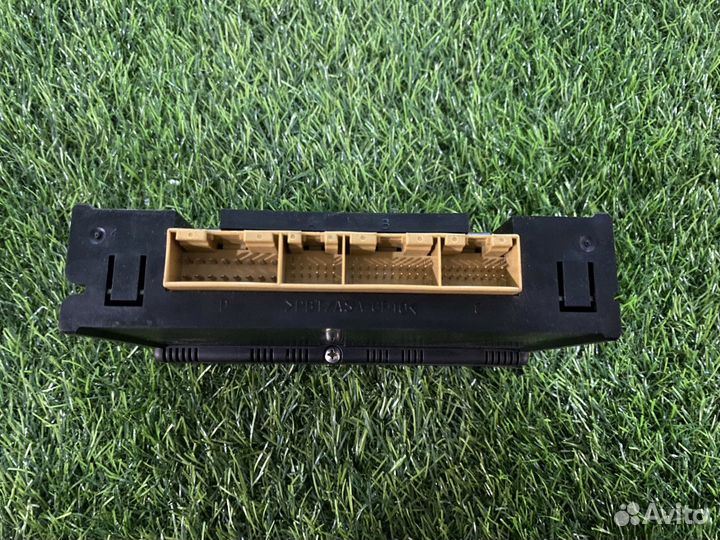 Переключатель отопителя (печки) Audi A4