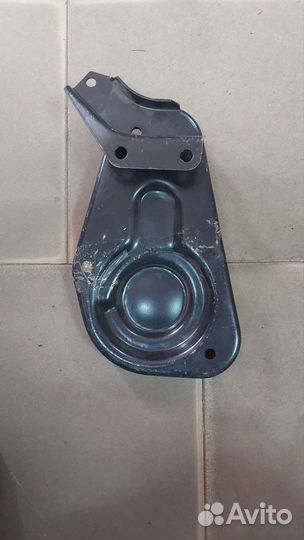 Чашка передней пружины Нива 2121-2123 левая