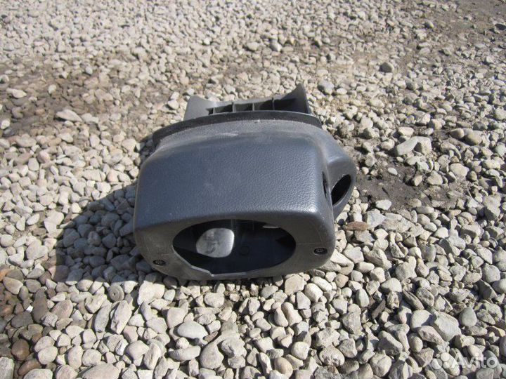 Кожух рулевой колонки Toyota Allex ZZE122 1ZZ-FE