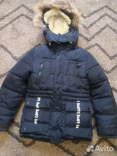 Продам куртки 10-12 лет