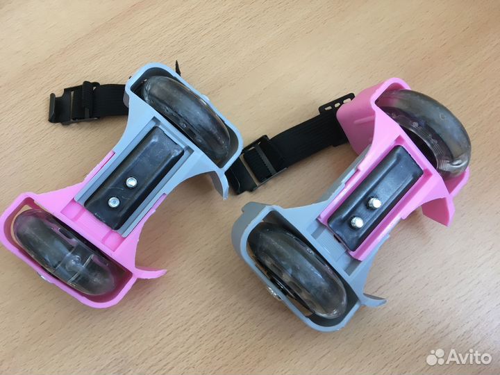 Ролики на обувь