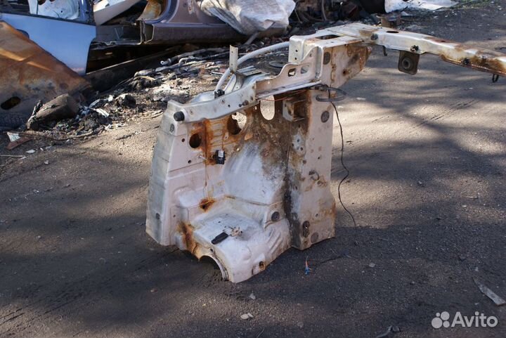 Передняя часть кузова Hyundai Santa FE