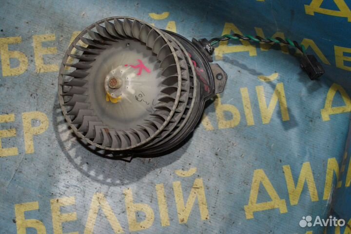 Моторчик печки Chrysler Voyager 4