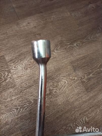 Ключ балонный