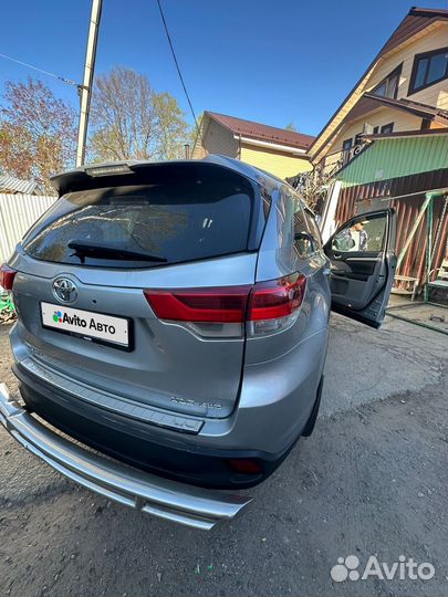 Toyota Highlander 3.5 AT, 2017, 120 000 км