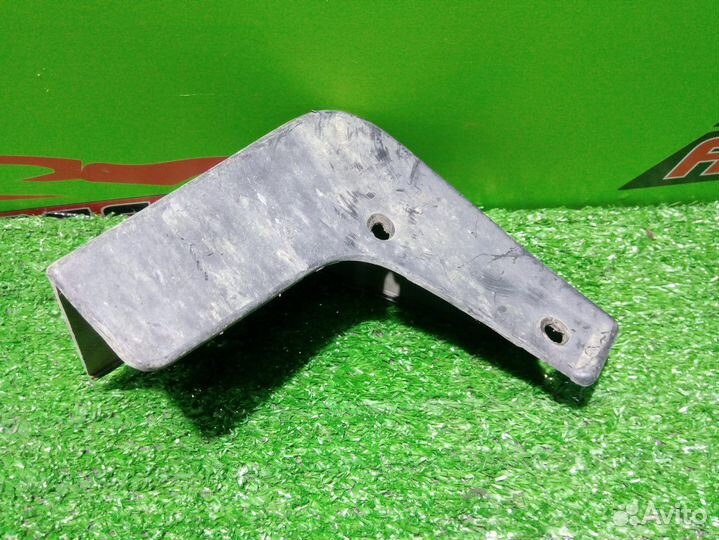 Брызговик nissan VAY12, VJY12, VY12, vzny12 AD