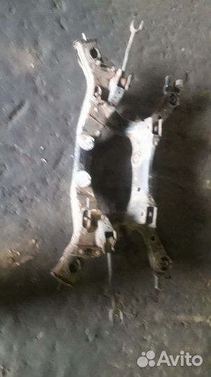 Подрамник задний Инфинити G35 G25 G37 V36