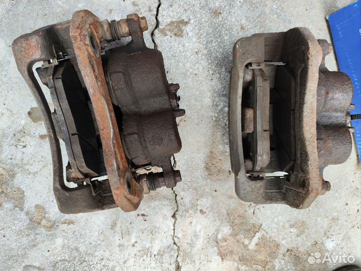 Передние суппорта на ssang young action new