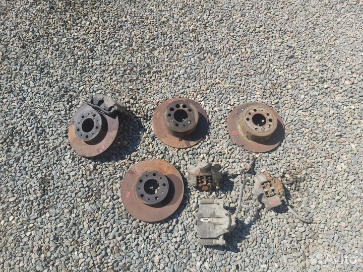 Суппорта передние volvo 940