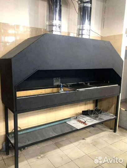 Мангал с огнеупорным кирпичом