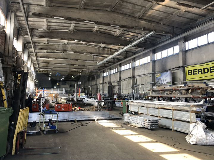 Склад, 2323 м²