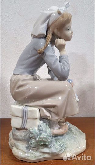 Статуэтка фарфоровая Lladro