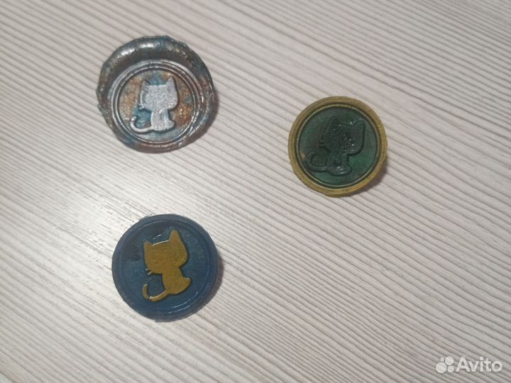 Значок, брошь