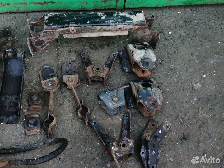 Поперечина рамы, балка, маз-4370 Зубренок