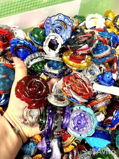 Волчки бейблэйд