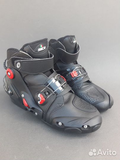 Мотоботы оригинальные размер 40-41