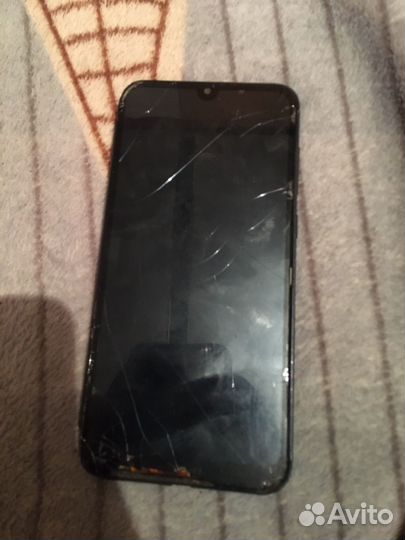 HUAWEI Y7 (2019), 3/32 ГБ