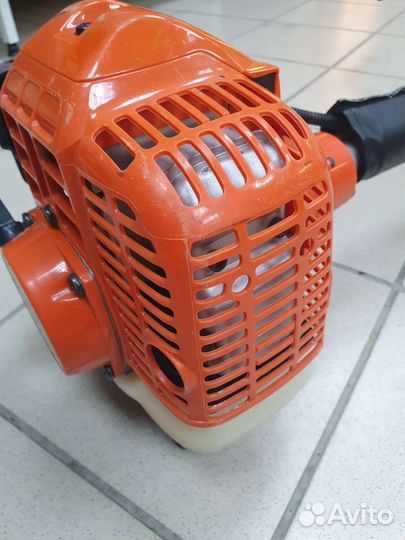 Бензотриммер husqvarna 236r т02