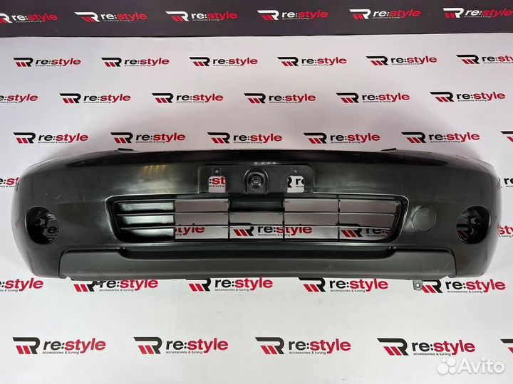 Бампер передний Toyota Ist 60 02-05 R2300