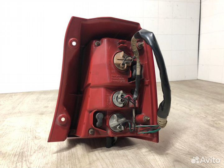 Фонарь В крыло задний левый Mitsubishi Endeavor